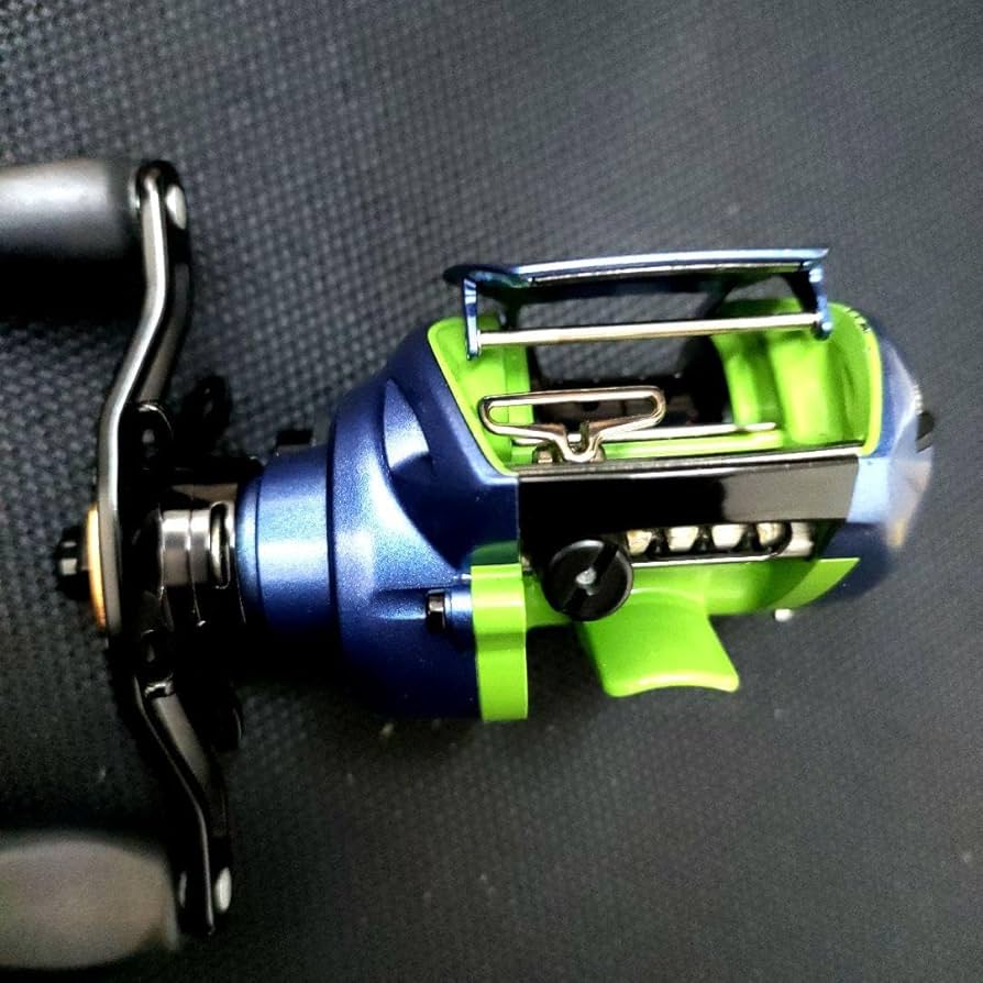 超希少200台限定 メガバス x 谷山商事 FX68R 右ハンドル モノブロック Amazon.co.jp: 超200台限定 メガバス x 谷山商事 FX68R 右